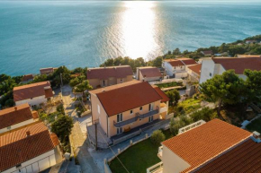 Family friendly apartments with a swimming pool Stanici, Omis - 18676
